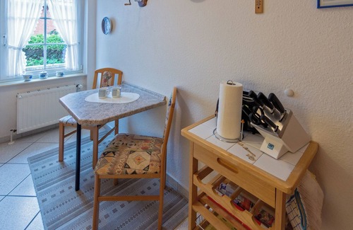 Dornumersiel House | Great vacation home "Inselblick" with terrace