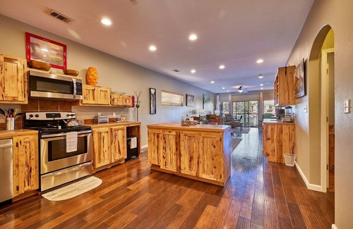 Lake Hamilton Condo | Great view, on the water