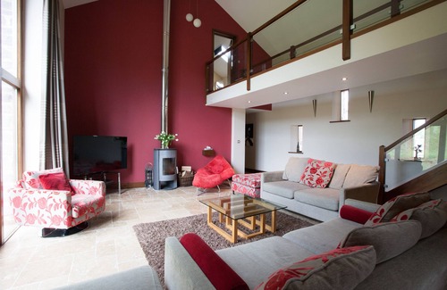 Crediton House | Greatstone Barn · Great Gutton Farm