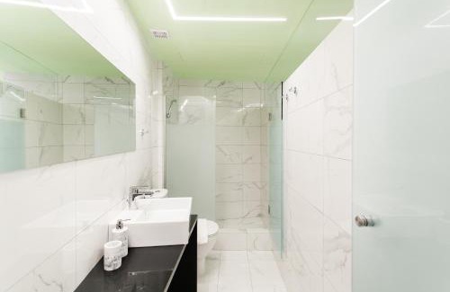 Thissio Apartment | Greece U Around Athens Thissio Suites