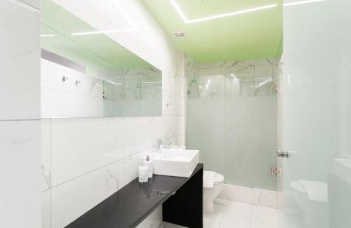 Thissio Apartment | Greece U Around Athens Thissio Suites