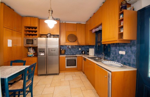 Tsoutsouros House | Greek Villa South Crete 20 meters from the beach