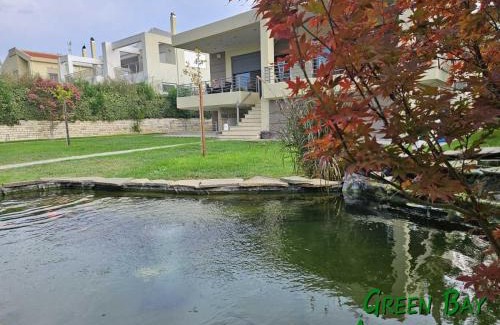 Drepano House | Green Bay Arachovitika