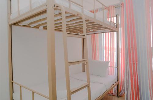 Pluit Apartment | Green Bay Pluit Studio Apartment with 2 Single Beds By Travelio