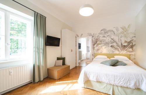Geidorf Apartment | Green flat by GrazRentals with garden view & parking included
