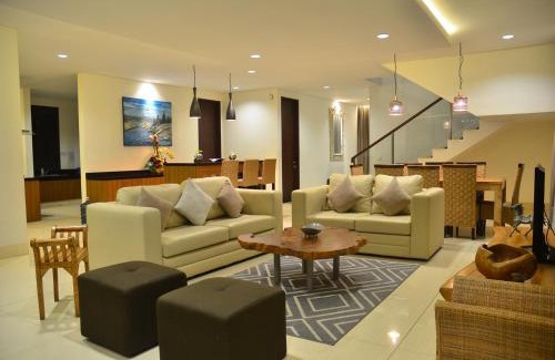 Bandung Villa | Green Forest Plantation View Villa 6bedrooms with a private heated pool
