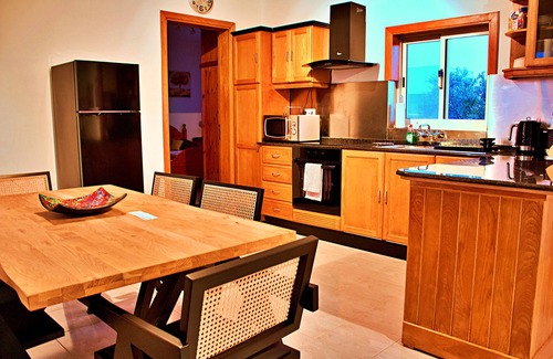 Swieqi House | Green Grove Guest house