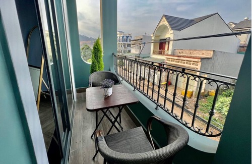 Da Lat Apartment | Green House Da Lat - The family apartment with 2 bedrooms and great valley view