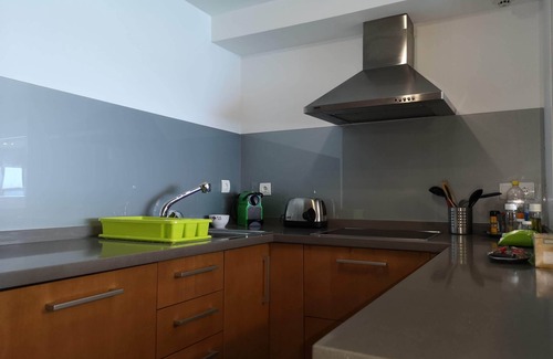 L'Albufereta Apartment | Green loft over the sea. Free Wifi, AC. Ideal couples in Albufereta