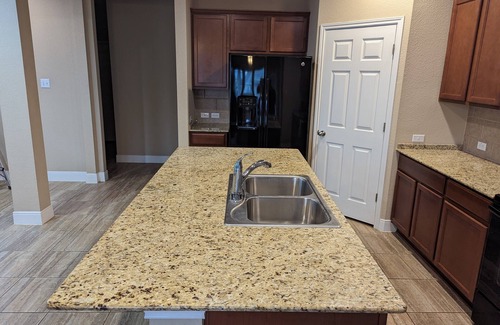 Temple House | Green Mesa - Spacious 3 BR home in North Temple