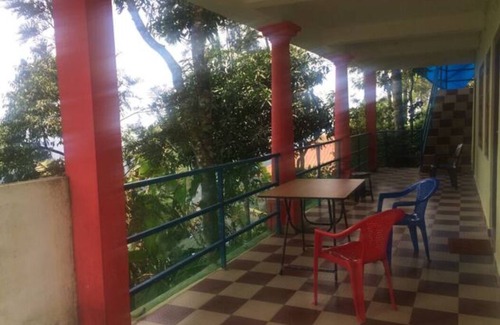 Pallivasal Cottage | Green Paradise Room-1