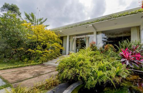 Poojapitiya Hotel | GREEN PATH - BANQUET HALL and RESORT