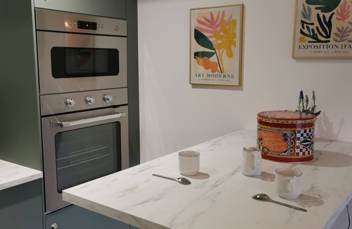 Treillieres House | Green property for business and family travel.