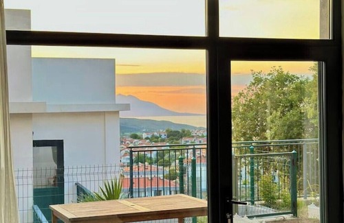 Gokceada Villa | Green Roof Villa
