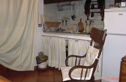 Leni Apartment | Green studio apartment in Salina Aeolian Islands 900 meters from the sea CIR:19083037C100309