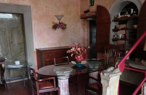 Calenzano House | "GREEN" SUITE POGGIO