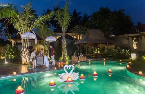 Lodtunduh Villa | Greenery 3 Bedroom + Breakfast with Private Pool Villa