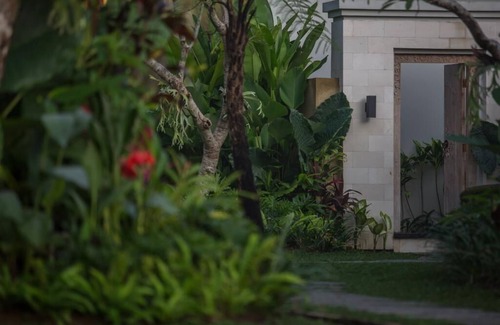 Lodtunduh Villa | Greenery 3 Bedroom with Suitable for Family