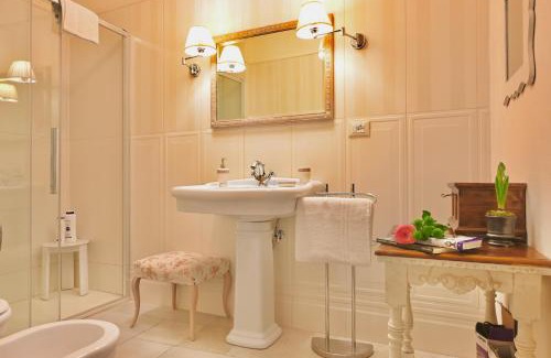 Empoli Apartment | Greenery House
