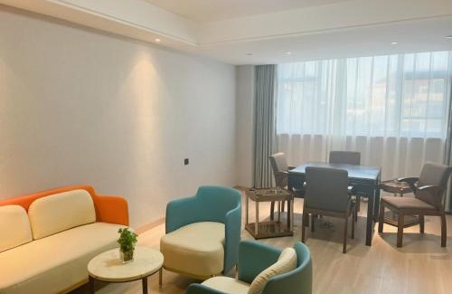 Taizhou Hotel | GreenTree Eastern Taizhou Gaogang North Yangzijiang Road Mingfa Plaza