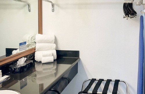 Channelview Hotel | GreenTree Hotel & Extended Stay I-10 FWY Houston, Channelview, Baytown