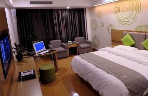 Feidong County Hotel | GreenTree Inn HeFei Feidong New District Hui Shopping Mall Express Hotel