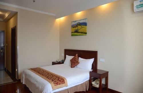 Tunxi Hotel | GreenTree Inn Huangshan Tunxi Old Street Hotel