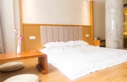 Taixing Shi Hotel | GreenTree Inn JiangSu Taizhou Taixing Middle Guoqing Road Business Hotel