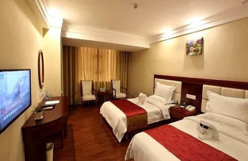 Jiyang Hotel | GreenTree Inn SanYa Jiyang Dist YaLongWan YingBin Ave Hotel