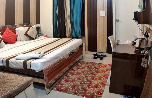 Knowledge Park III Hotel | Greno House