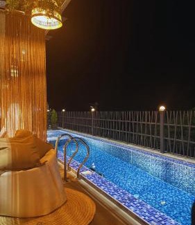 Koura Hotel | Grey Escape Apartments