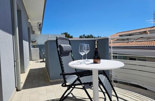 Tortoreto Lido Apartment | Grey House Terrazza 100m to the beach