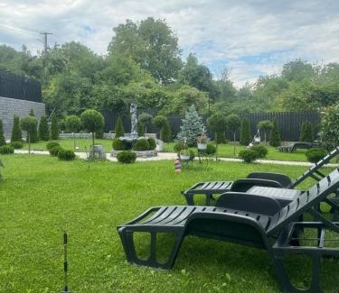 Calimanesti House | GREY VILLAS