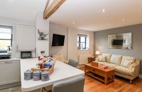 Mobberley Cottage | GRIMSDITCH DAIRY, family friendly, with a garden in Knutsford
