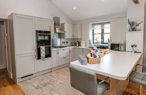 Mobberley Cottage | GRIMSDITCH DAIRY, family friendly, with a garden in Knutsford