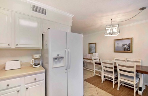 Jekyll Island House | Gritz Carlton A: 2 BR, 1 BA Duplex in Jekyll Island, Sleeps 6