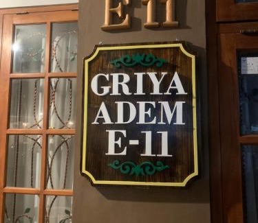 Banguntapan House | Griya Adem Royal Mansion