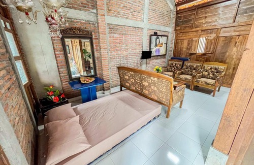 Ngaglik House | Griya Rejodani Homestay Jogja