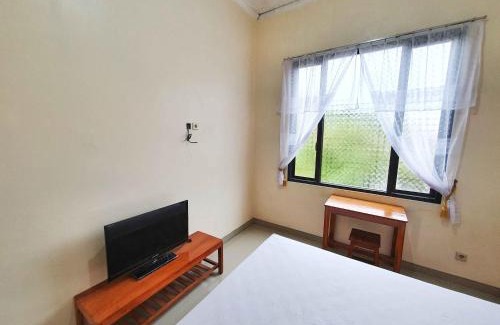 Banjarsari Hotel | Griya Shinta Syariah Solo Mitra RedDoorz