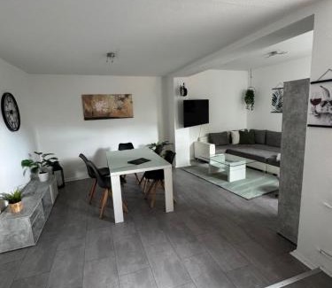 Nord-Holland Apartment | Große moderne Ferienwohnung, ruhige Innenstadtlage