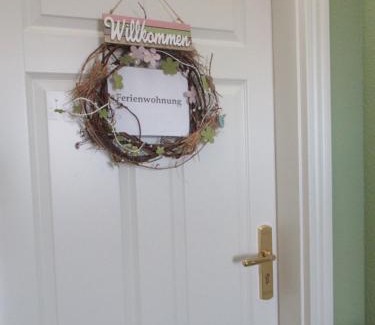 Senftenberg Apartment | großes Apartment mit Garten - 4 km bis zum Strand