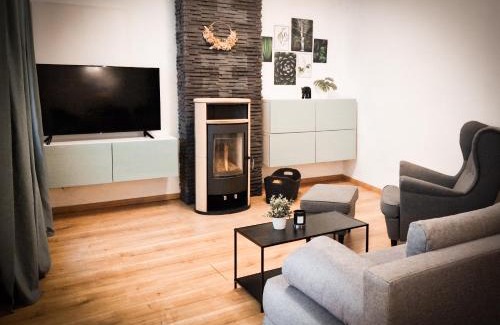 Weissenfels Apartment | großzügige Altstadtwohnung Mia für 6 Personen