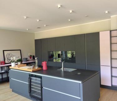 Weitmar-Mark Apartment | Großzügige Ferienwohnung in innovativem Zero-Emissionen Haus