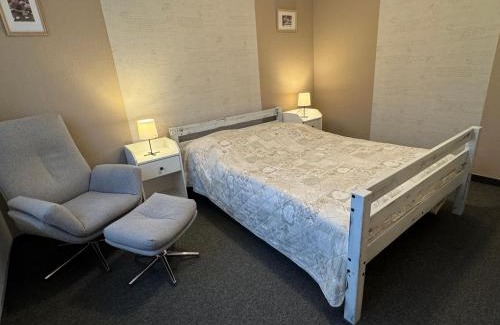 Tucheim Apartment | Großzügige Wohnung mit Schreibtischarbeitsplatz in Genthin OT Tucheim