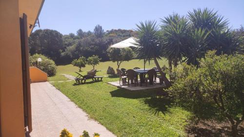 Ossi Bed & Breakfast | Grotta Delle Fate