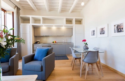 Rione VII Regola Apartment | Grotta Pinta 11 | Bright and spacious in the center of Rome
