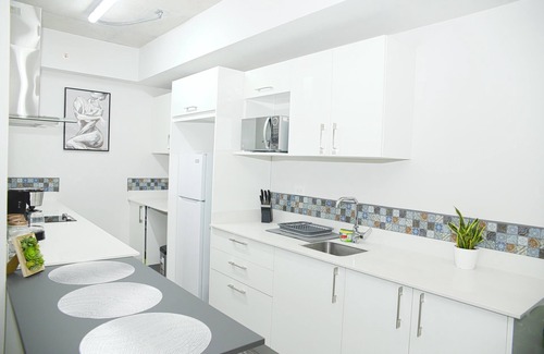 Mata Redonda Apartment | Grotto at 28, City Views and Wonderland Vibes!