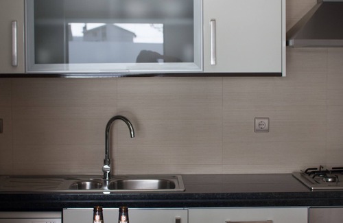 Sao Martinho do Porto Apartment | Ground floor apartment, perfect for couple with small children, large swimming pool