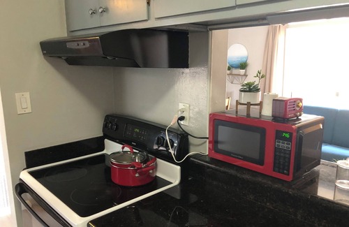 Belmont Apartment | Ground floor 2-bedroom apartment with a private yard in the Belmont Hills.