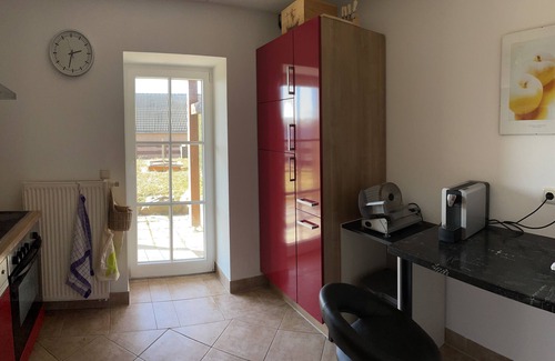 Bahretal Apartment | Ground floor apartment just outside Dresden with terrace and garden